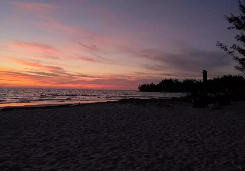 Hotelli Tommy's Place Tip Of Borneo