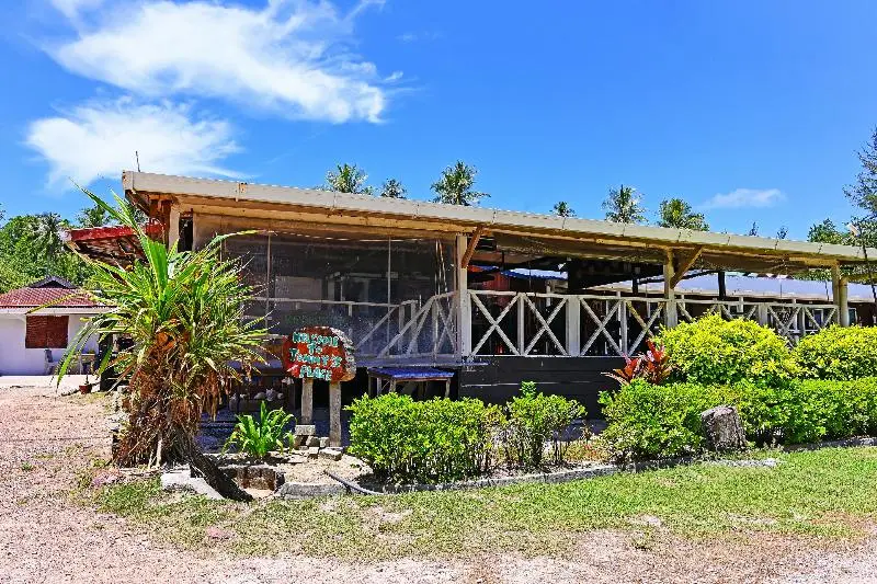 هتل Tommy's Place Tip Of Borneo