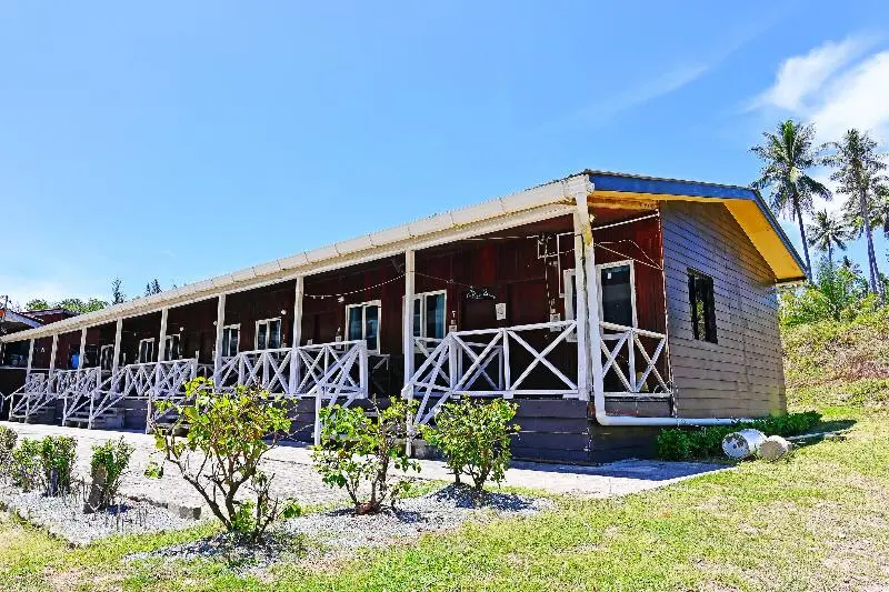 هتل Tommy's Place Tip Of Borneo