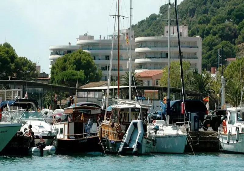 Apartamentos Medes Park