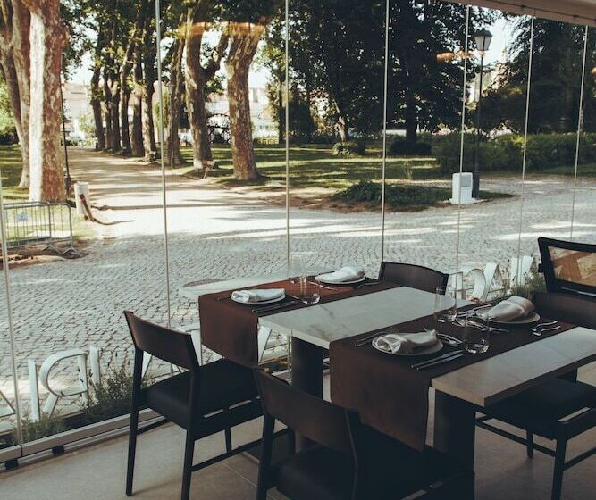 Estalagem Santa Iria Hotel & Spa