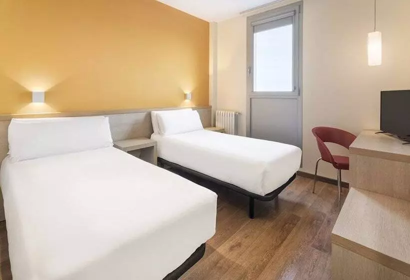 ホテル 280 Zaragoza