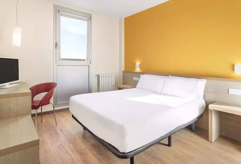 ホテル 280 Zaragoza