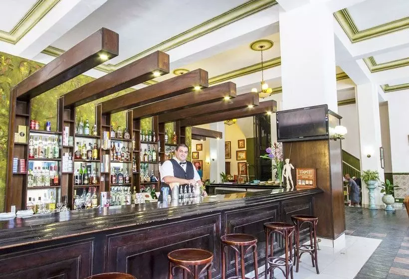 ホテル Ambos Mundos