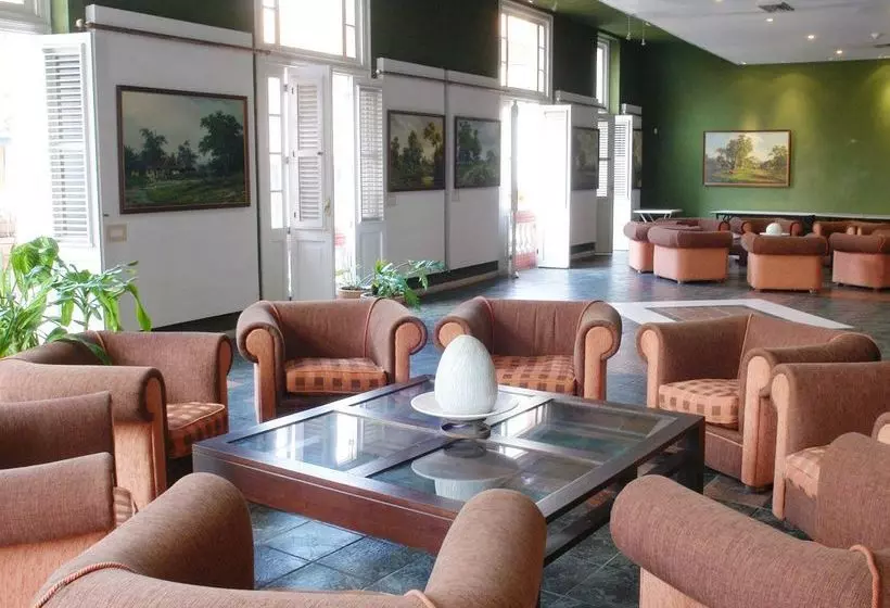 ホテル Ambos Mundos