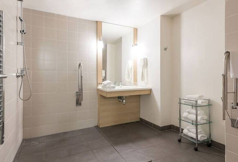 هتل Appart City Collection Paris Grande Bibliothèque