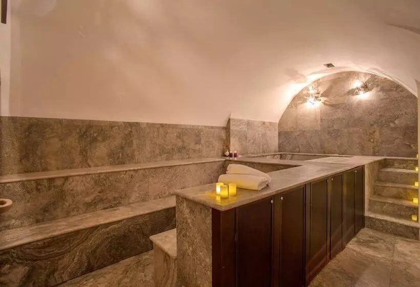 هتل Casa Argileto