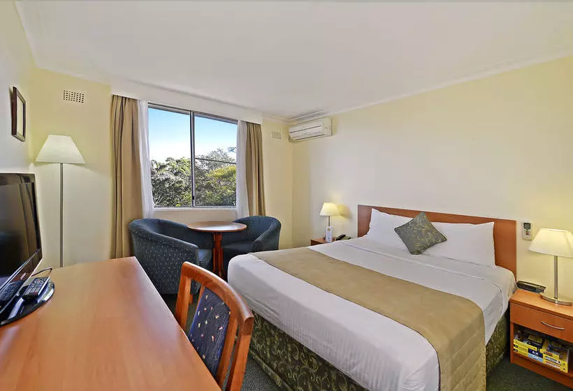Отель Comfort Inn North Shore