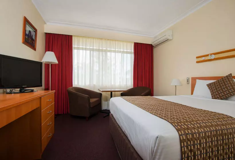 Отель Comfort Inn North Shore
