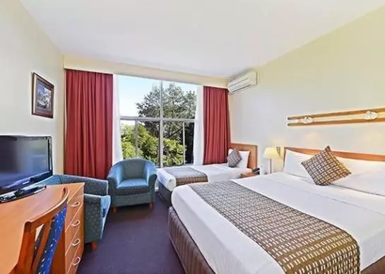 Отель Comfort Inn North Shore