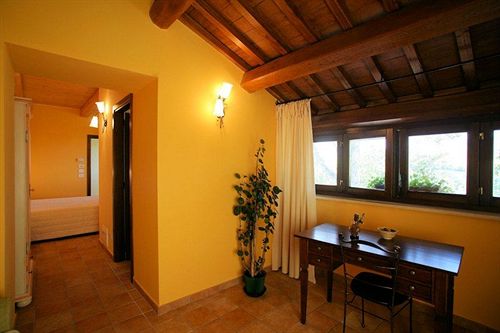 Отель Country House Le Calvie