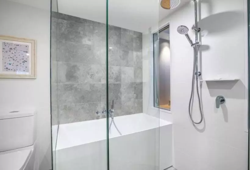 فندق Crowne Plaza Sydney Coogee Beach, An Ihg