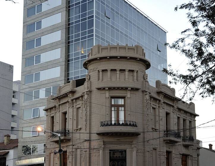 호텔 Design Suites Salta