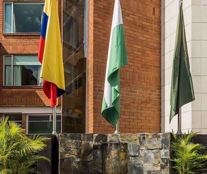 ホテル Egina Medellin