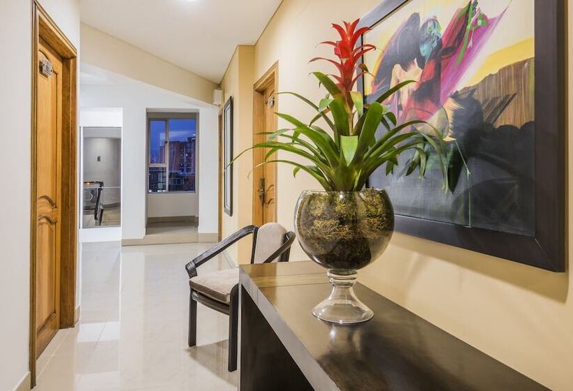 ホテル Egina Medellin