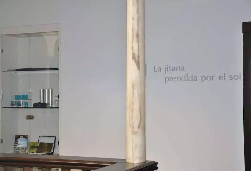 هتل El Ladron De Agua Palacete