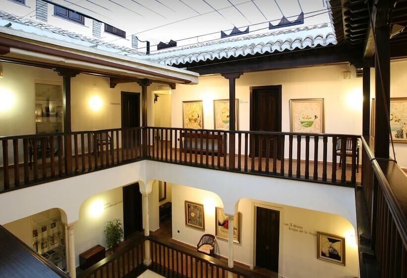 هتل El Ladron De Agua Palacete