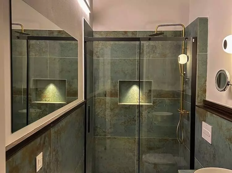 هتل El Ladron De Agua Palacete