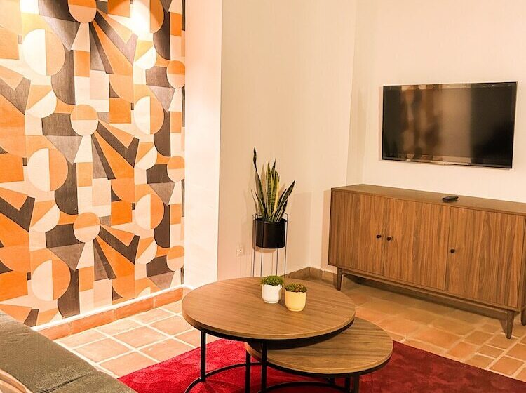 هتل El Ladron De Agua Palacete