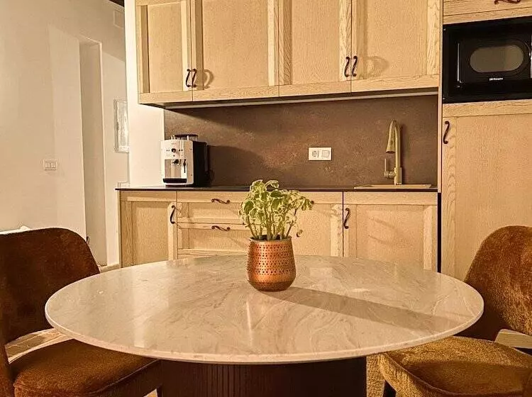 هتل El Ladron De Agua Palacete