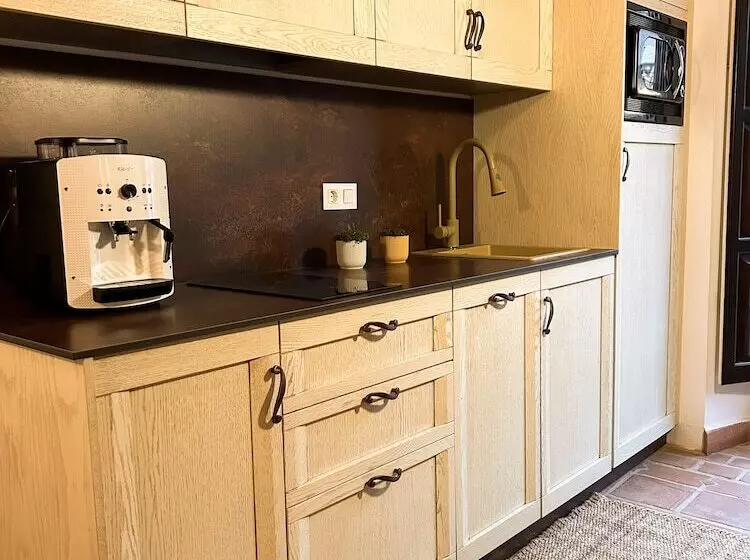 هتل El Ladron De Agua Palacete