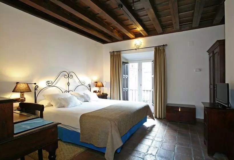 هتل El Ladron De Agua Palacete