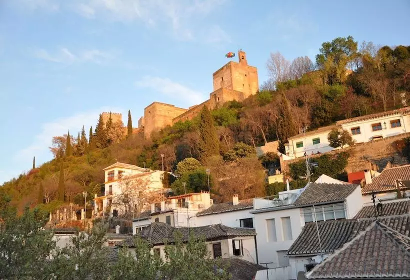 هتل El Ladron De Agua Palacete