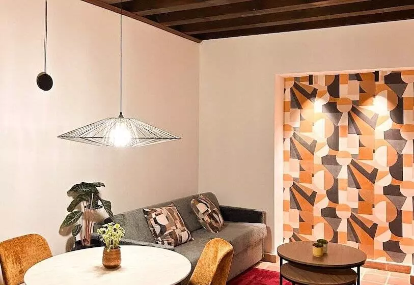 هتل El Ladron De Agua Palacete