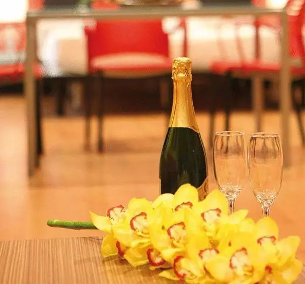 Hospedium Aptos Cañitas Maite Familiar