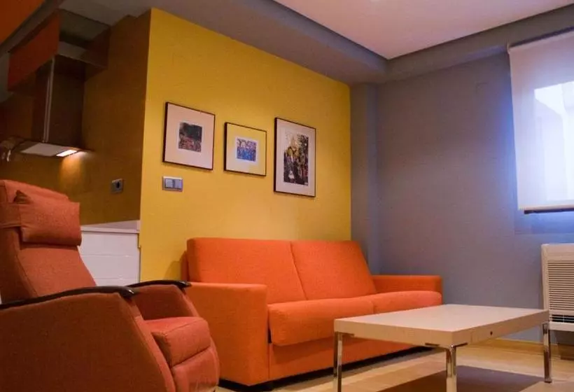 Hospedium Aptos Cañitas Maite Familiar