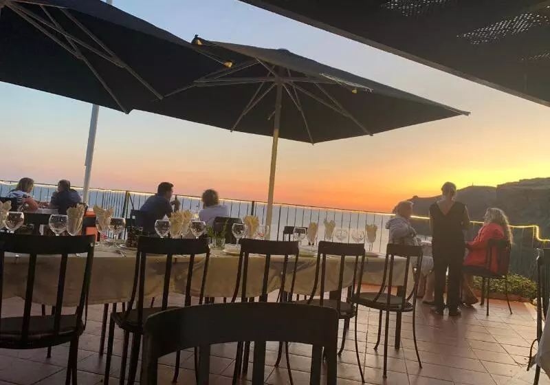 בית מלון כפרי Inn & Art Madeira