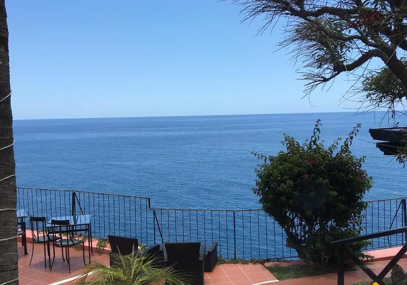 فندق Inn & Art Madeira