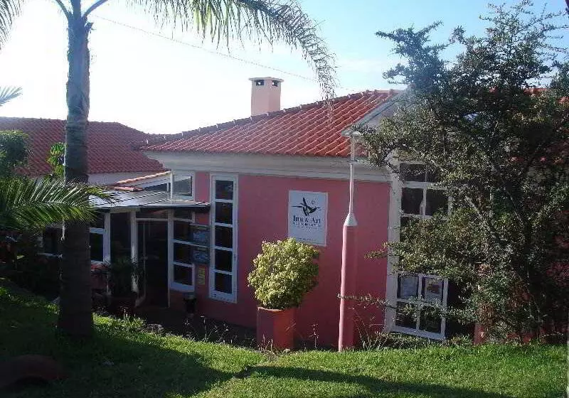 בית מלון כפרי Inn & Art Madeira