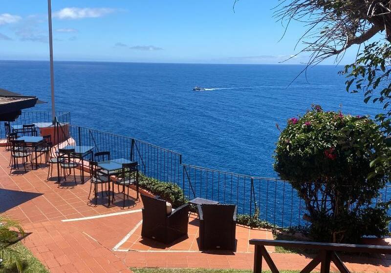 فندق Inn & Art Madeira