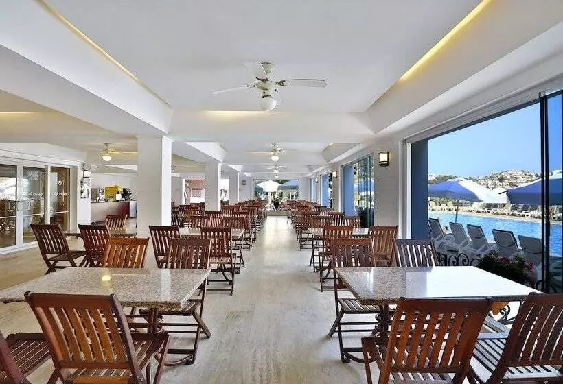 Hotell Mirage Family Club All Inclusive