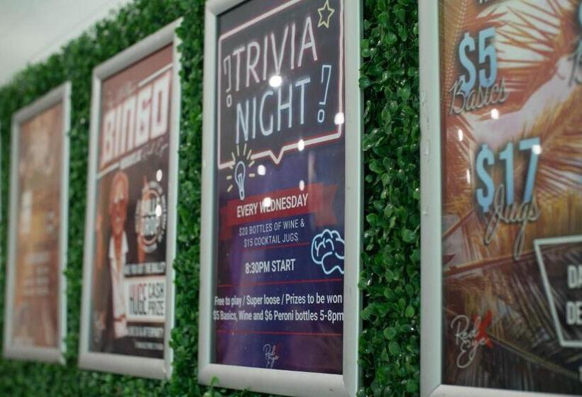 فندق Nomads St Kilda