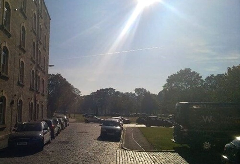 هتل Pillars House