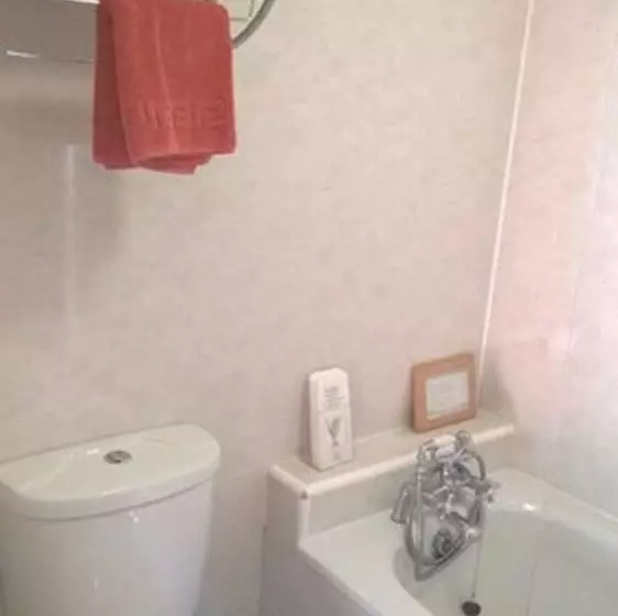 هتل Pillars House