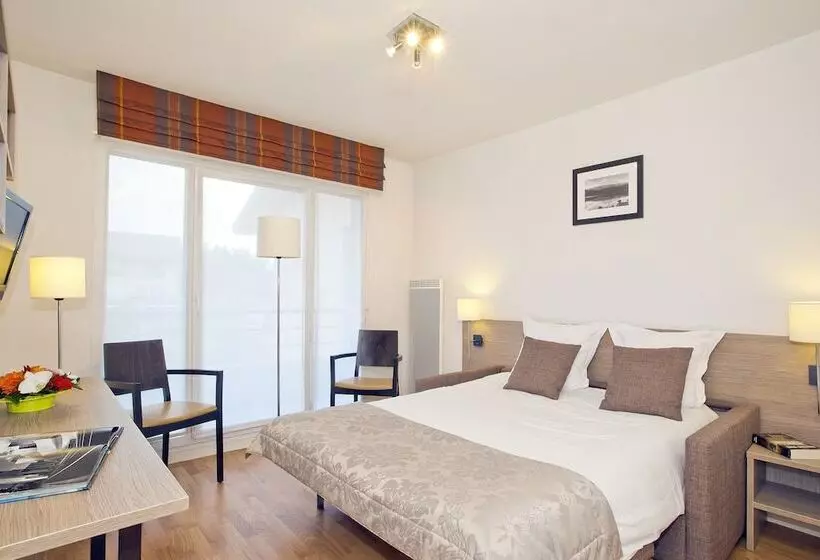 ホテル Residhome Genève Prévessin Le Carré D Or