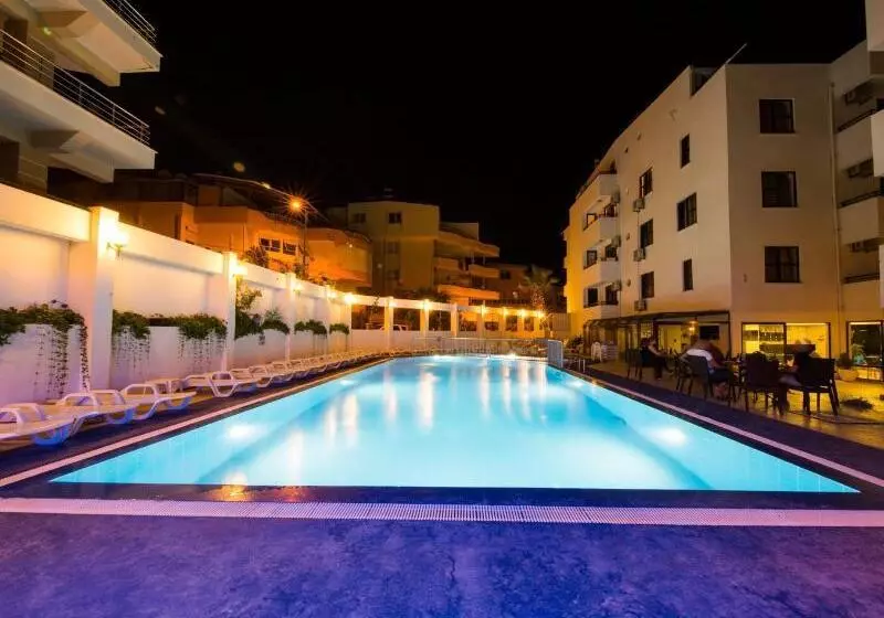Tuntas Suites Altinkum