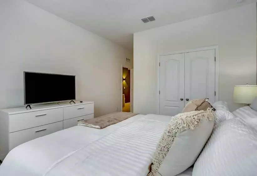 6bed 4ba Villa Game Room Pool Spa