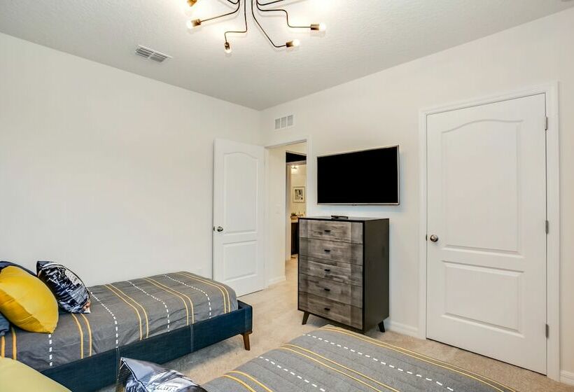 6bed 4ba Villa Game Room Pool Spa