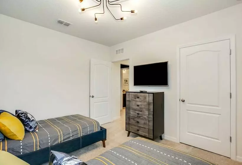 6bed 4ba Villa Game Room Pool Spa