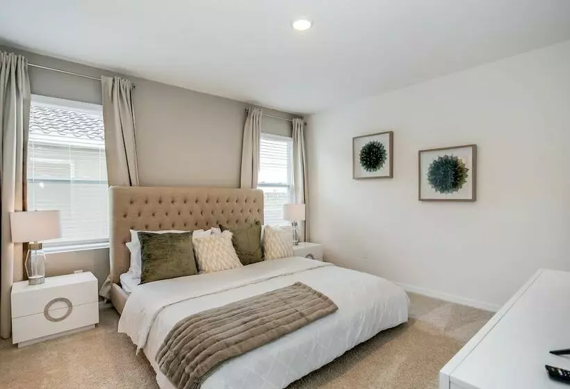 6bed 4ba Villa Game Room Pool Spa