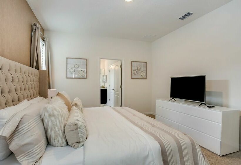 6bed 4ba Villa Game Room Pool Spa