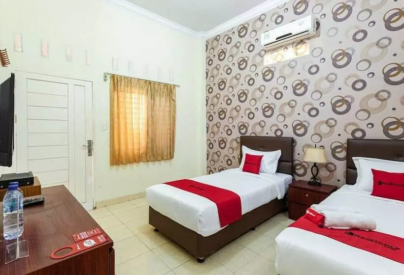 Majatalo Reddoorz Syariah @ Jalan Letda Sujono Tembung