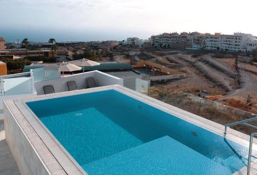 בית מלון כפרי La Paloma Adeje