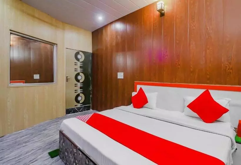 Hotelli Oyo 78775 Yamnotri Dham