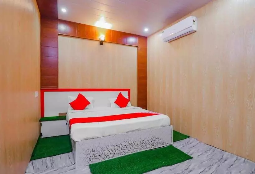 Hotelli Oyo 78775 Yamnotri Dham