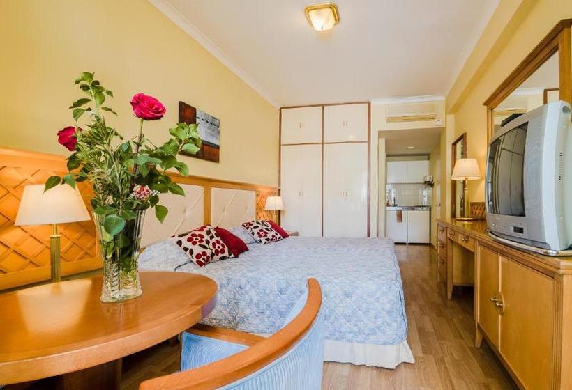 Estella Hotel And Apartments